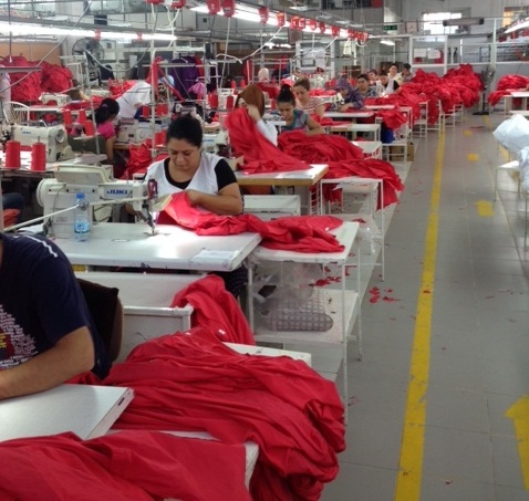 HAZIRGİYİM İHRACATINDA YÜZLER GÜLÜYOR